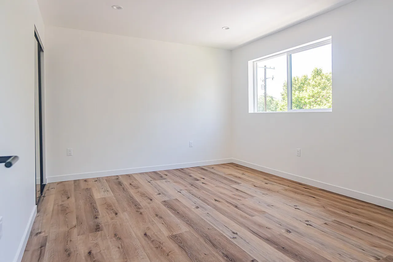 4 bed, 1530 sqft, $4,400 — Photo 4