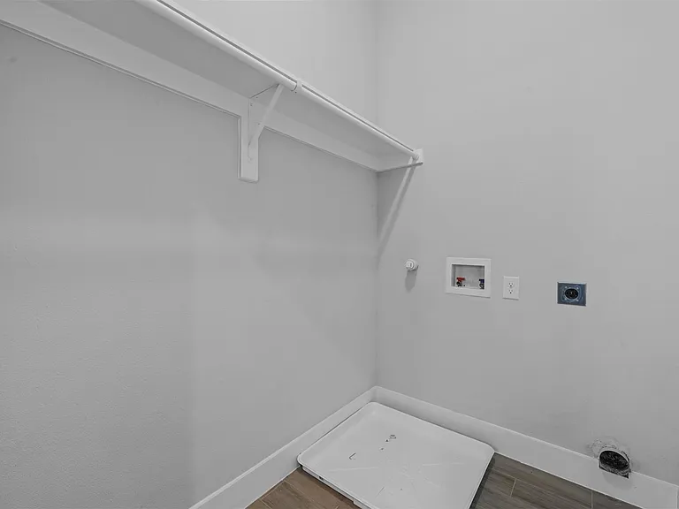 204 N Getzendaner Ave — Photo 18