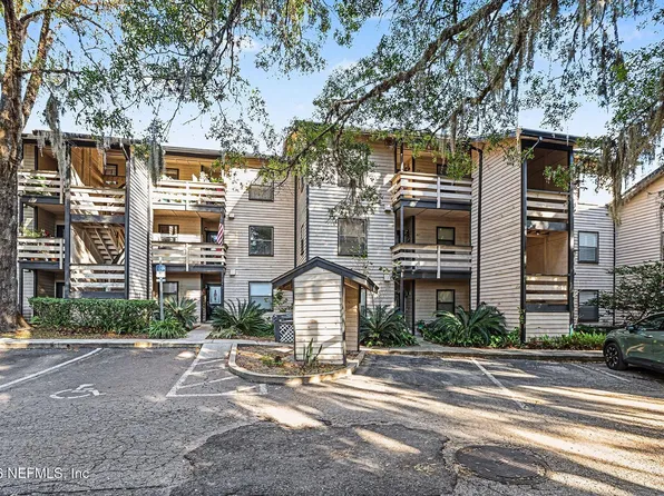 1604 ARCADIA Drive #108, Jacksonville, FL 32207