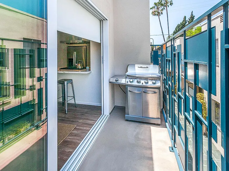 938 N San Vicente Blvd #13 — Photo 15