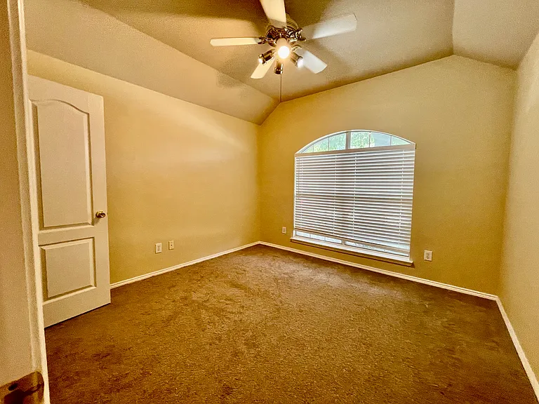 1535 Silver Spur Dr — Photo 25