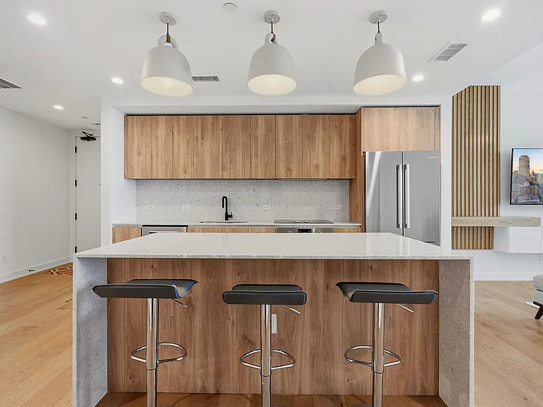 84 East Ave #3810 — Photo 10