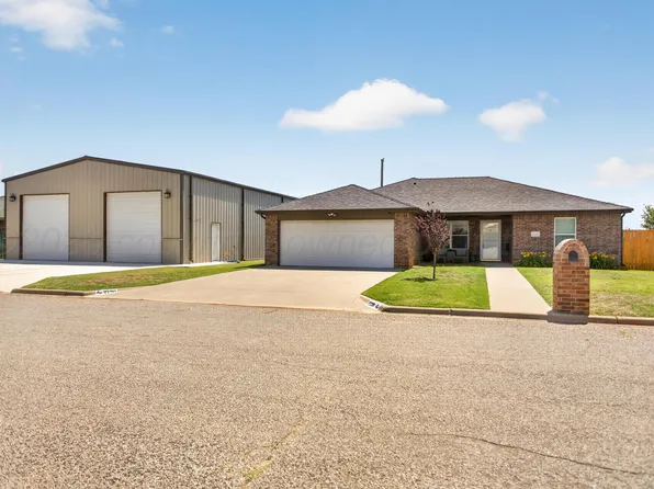 2720 Seminole Dr, Pampa, TX 79065