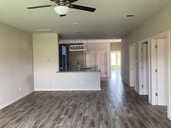 3rd image of 5007 White Rose Dr