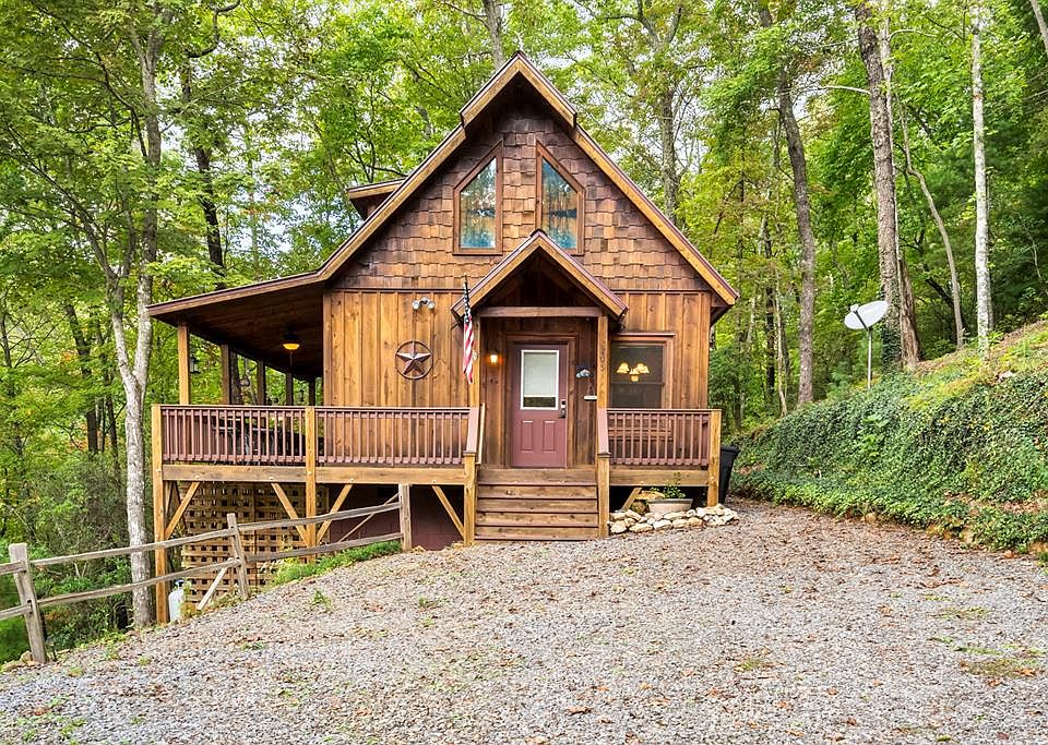 1st image of 205 Copper Mountain Dr