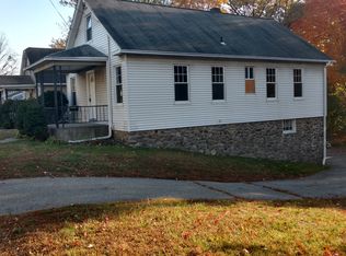 569 Frost Rd, Waterbury, CT 06705