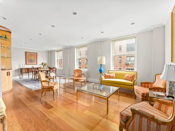 112 East 83rd Street 6C image 1 of 9