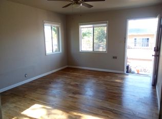 915 S Howard St #C, Corona, CA 92879