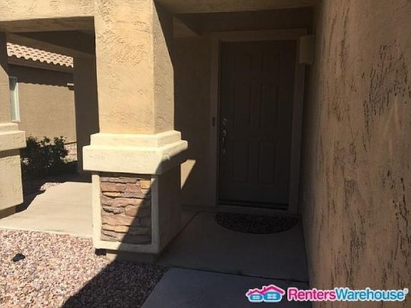 3rd image of 11612 W Schleifer Dr