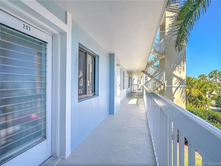 40 NE Plantation Rd #203 — Photo 10
