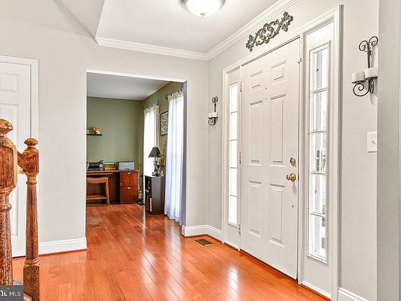 4th image of 13291 Lawrence Ln