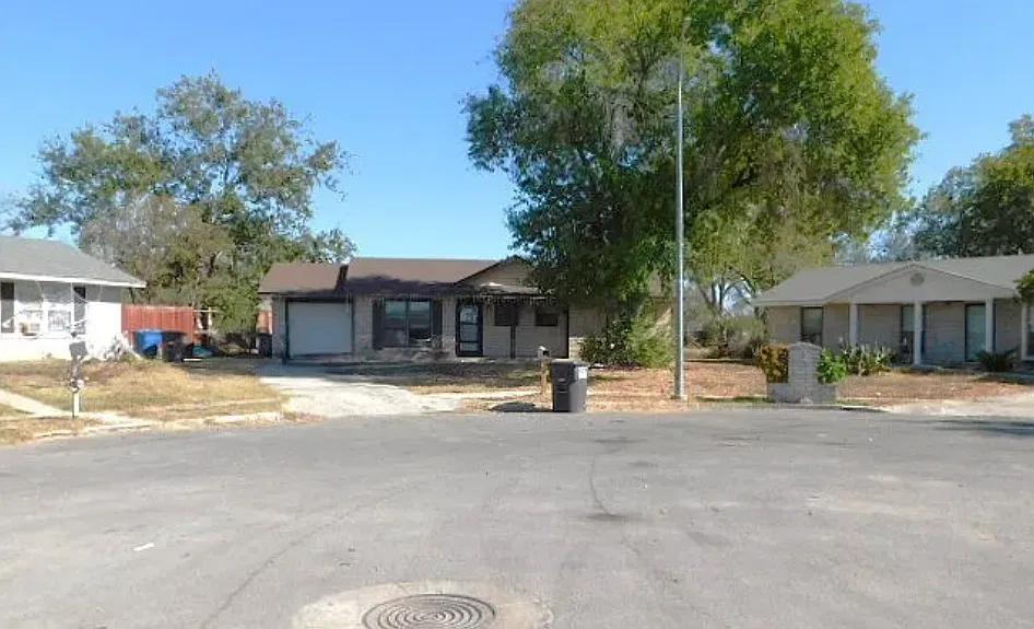 4 bed, 1218 sqft, $1,575 — Photo 4