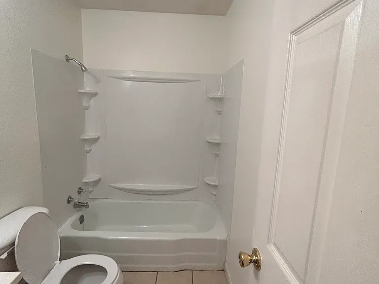416 S Cleveland St — Photo 7