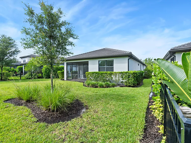 2244 Yellowfin Cir — Photo 34