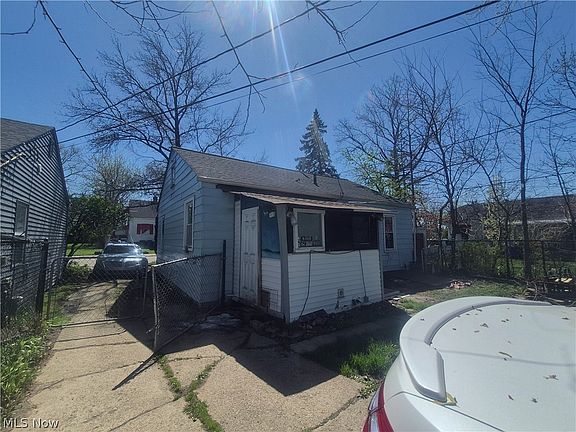 4th image of 12600 Matherson Ave