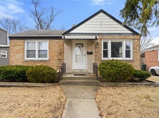 2417 S 21st Ave, Broadview, IL 60155