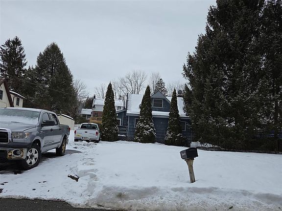 3rd image of 20 Meggins Rd