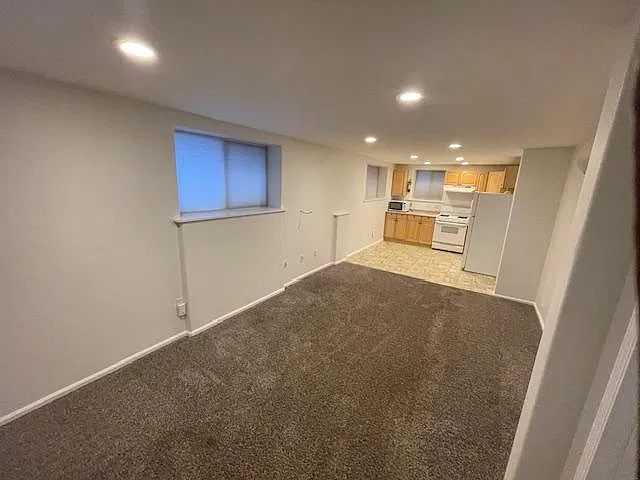 2 bed, 750 sqft, $1,040 — Photo 4