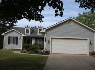 2654 Woodbourne Dr, Waterford, MI