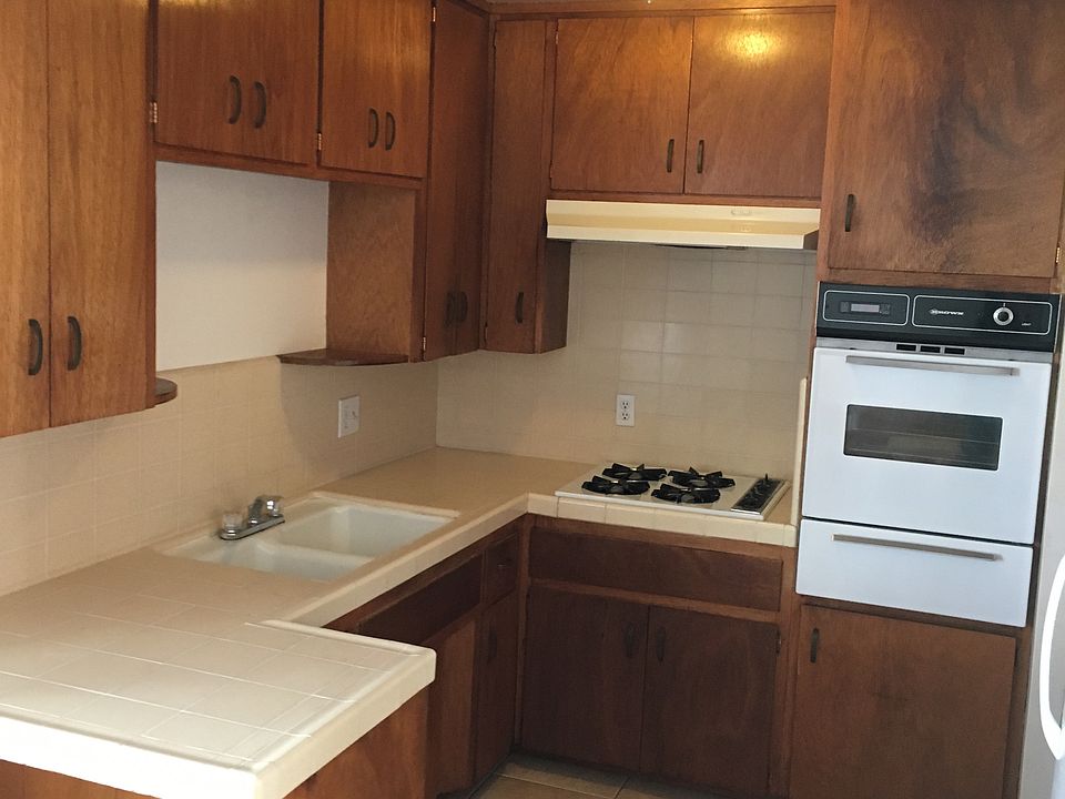 2nd image of 3644 Indiana St APT 4