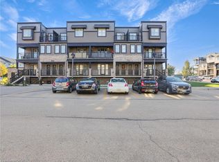 1989 Ottawa St S #23G, Kitchener, ON N2E 0G7