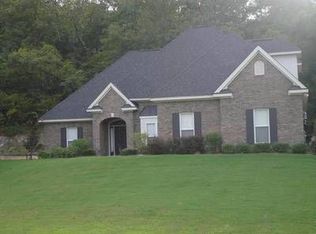 100 Long Needle Ct, Wetumpka, AL 36093