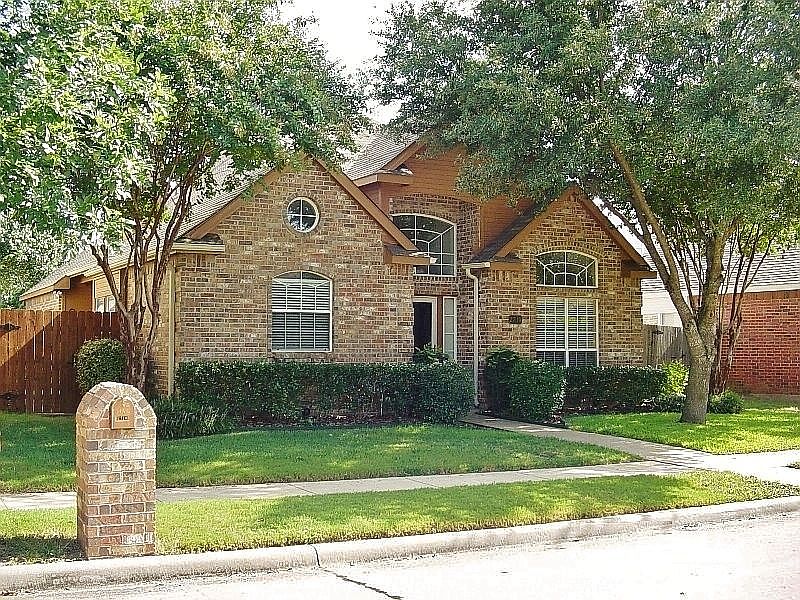1st image of 2710 Garden Springs Dr