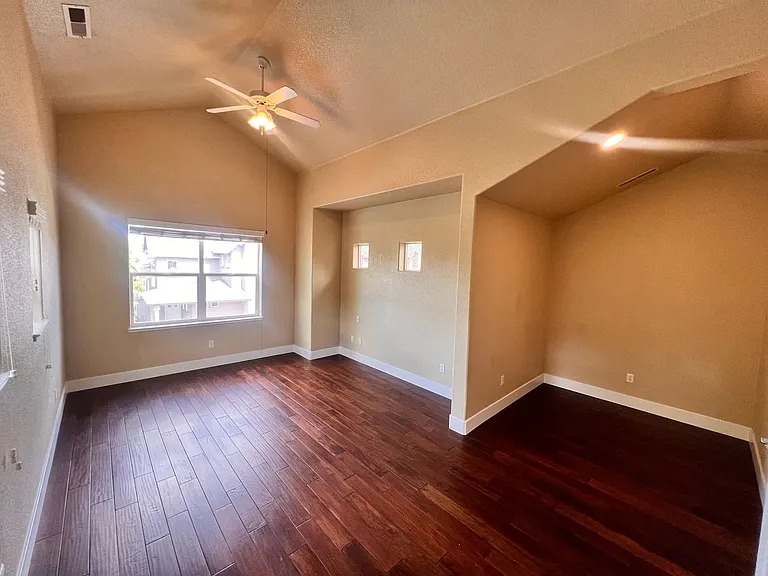 1048 Peach Blossom Way — Photo 14
