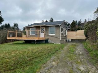 7401 Pioneer Way, Gig Harbor, WA 98335