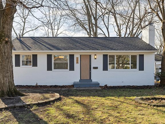 2nd image of 209 Pingree Dr
