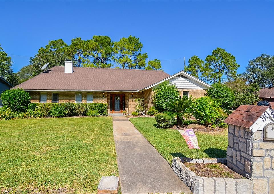 1st image of 3059 Bonney Briar Dr