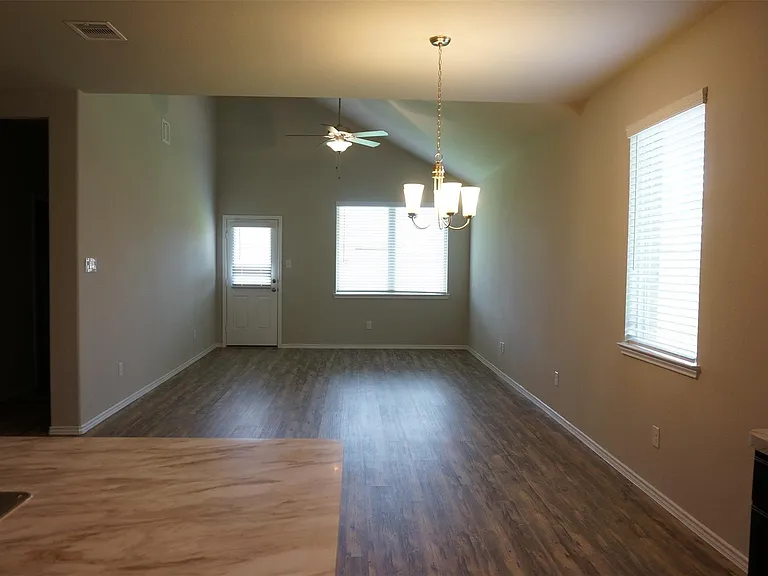 20911 Iris Bloom St — Photo 10