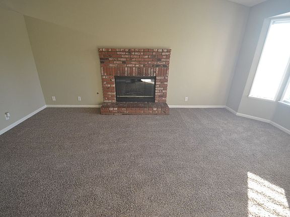 5th image of 10770 Collett Ave