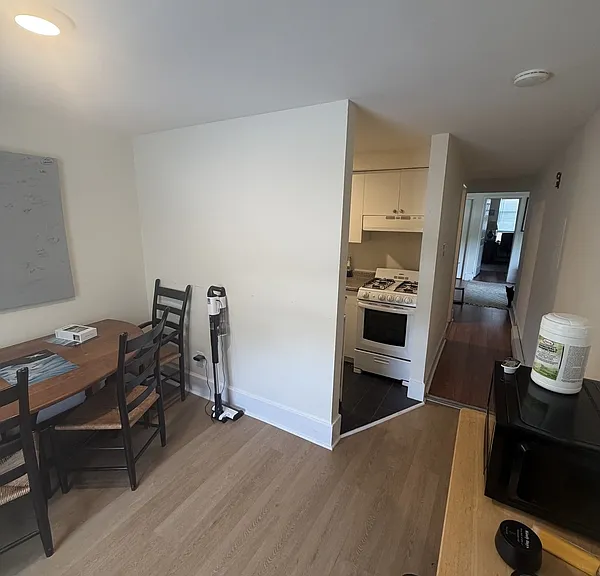 1526 Christian St #3C — Photo 2