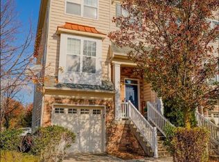 51 Tailor Ln, Sicklerville, NJ 08081
