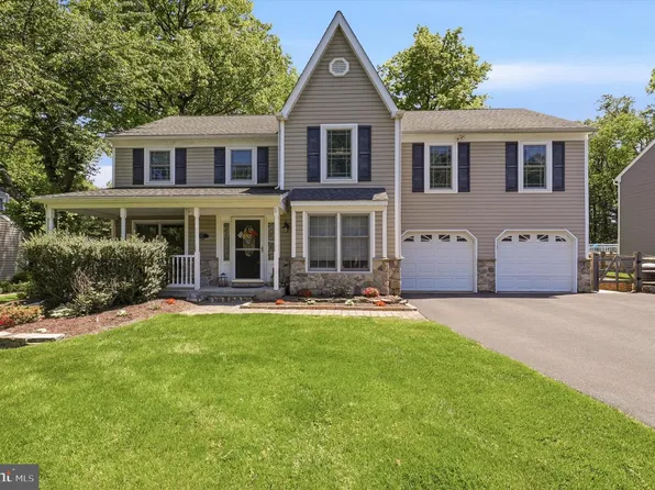 123 Runnymede Dr, Lansdale, PA 19446