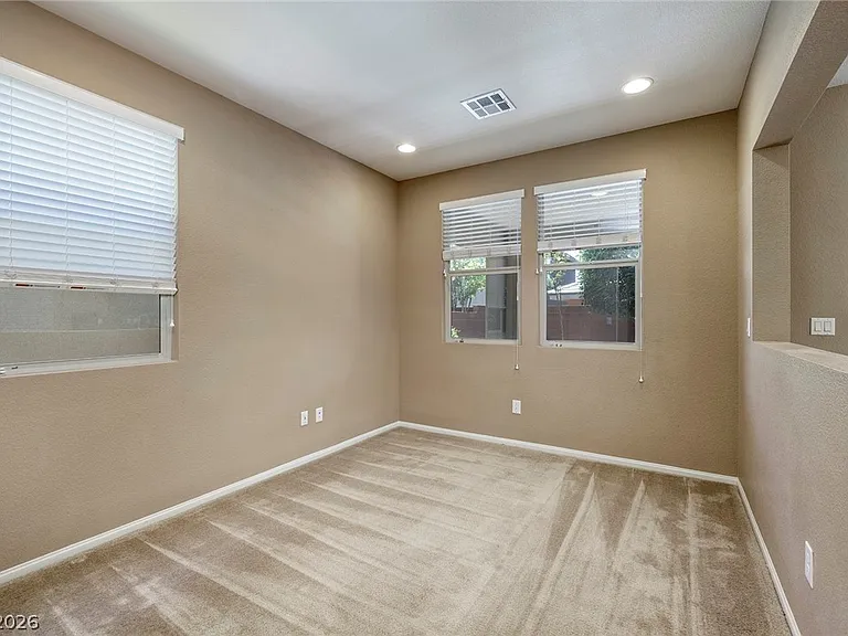 10683 Country Knoll Way — Photo 14