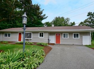 95 Pondview Cir, Brockton, MA 02301