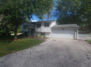 3412 Caroline Dr, Johnsburg, IL 60051