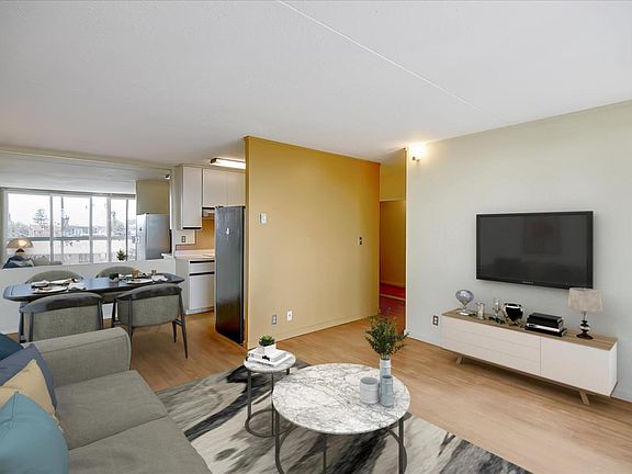 3rd image of 180 Dakota Ave APT 54