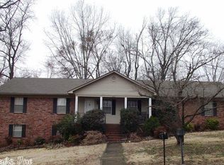 1612 Hidden Valley Cv, Benton, AR 72019