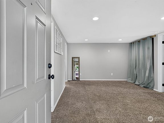 5th image of 28605 NE Reilly Road