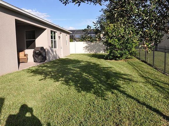 4th image of 3337 McCormick Woods Dr