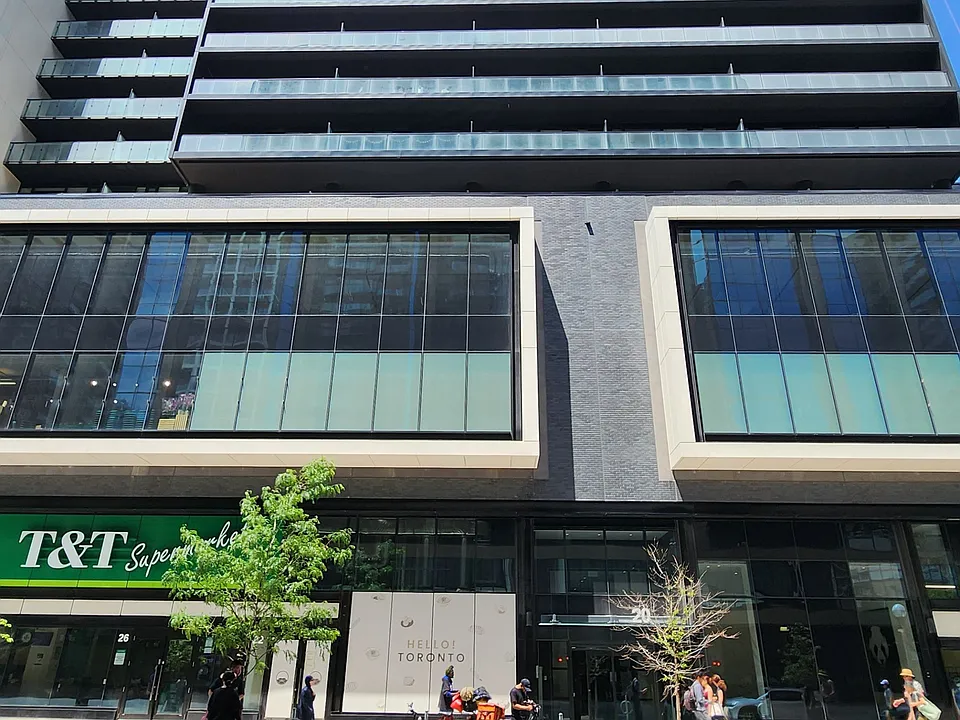 20 Edward St #2610