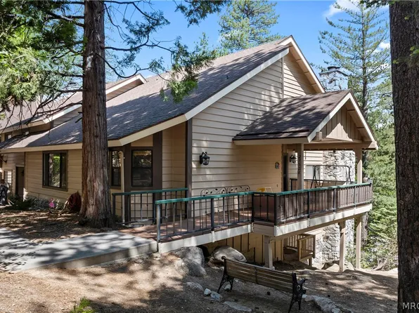 27528 Ashwood Ln #27528, Lake Arrowhead, CA 92352