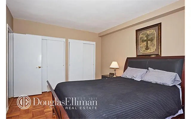 Sold by Douglas Elliman | media 18