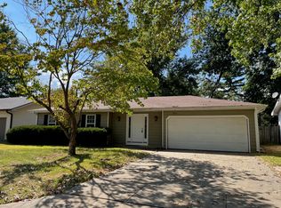 2909 S Roanoke Ave, Springfield, MO 65807