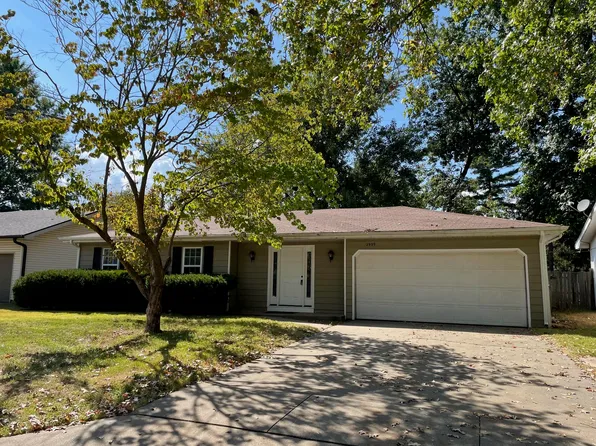 2909 S Roanoke Avenue, Springfield, MO 65807