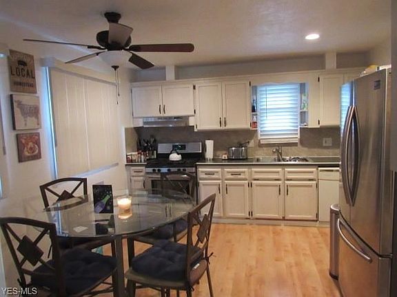 3rd image of 4283 Brockley Ave