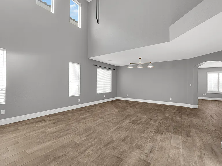 1913 Empoli Ct — Photo 6